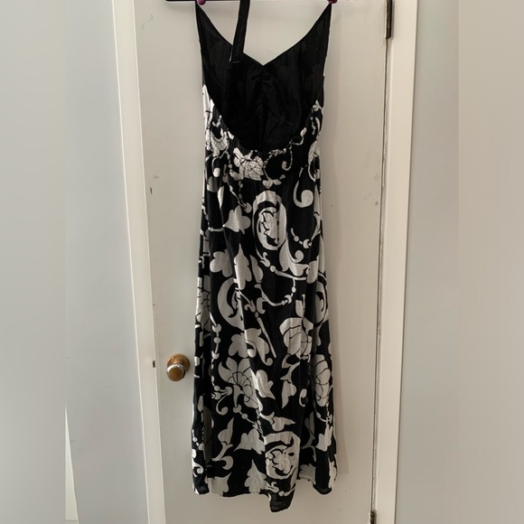 Linen/cotton blend maternity halter dress - Picture 2 of 4